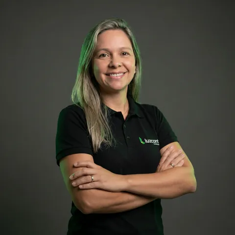 Luciana, Financeiro